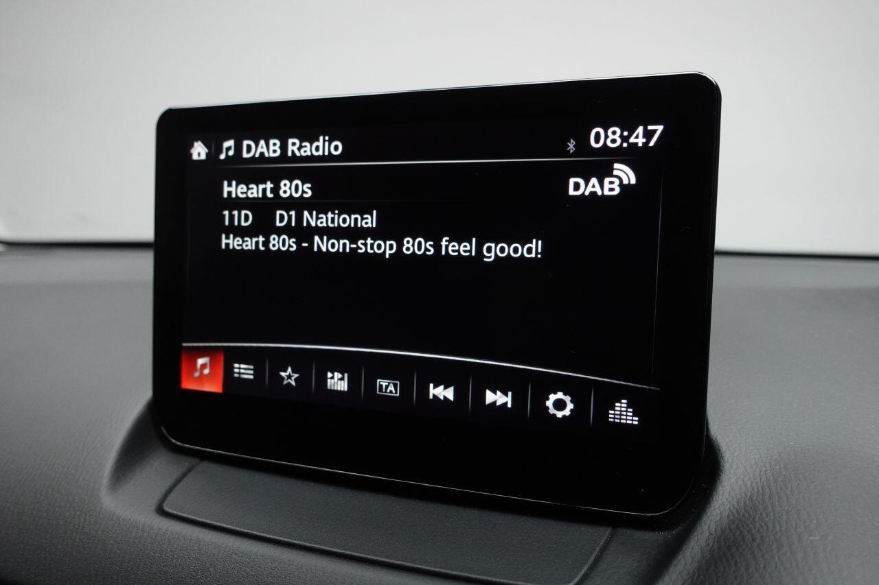 Mazda MAZDA2 - Image 16