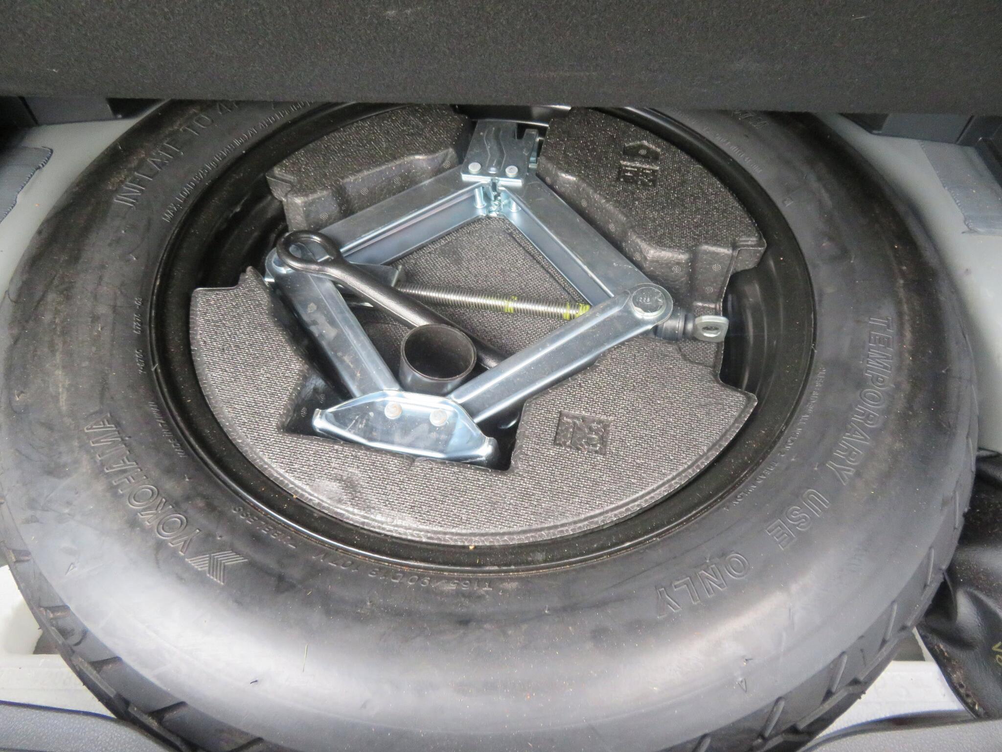 Toyota RAV4 - Image 13