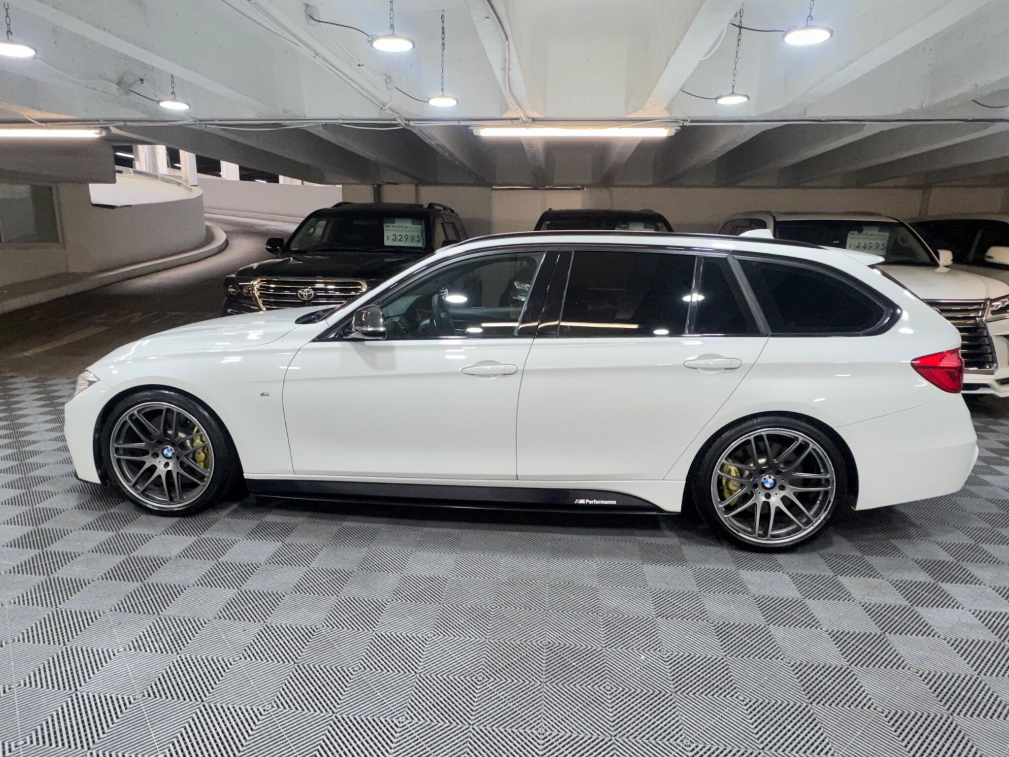 BMW 3 Series - Image 2