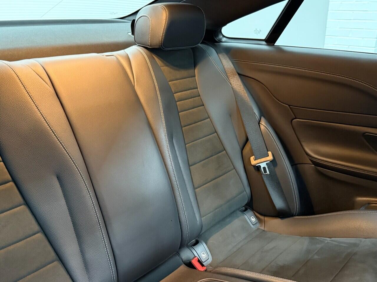 Mercedes E-Class - Image 19