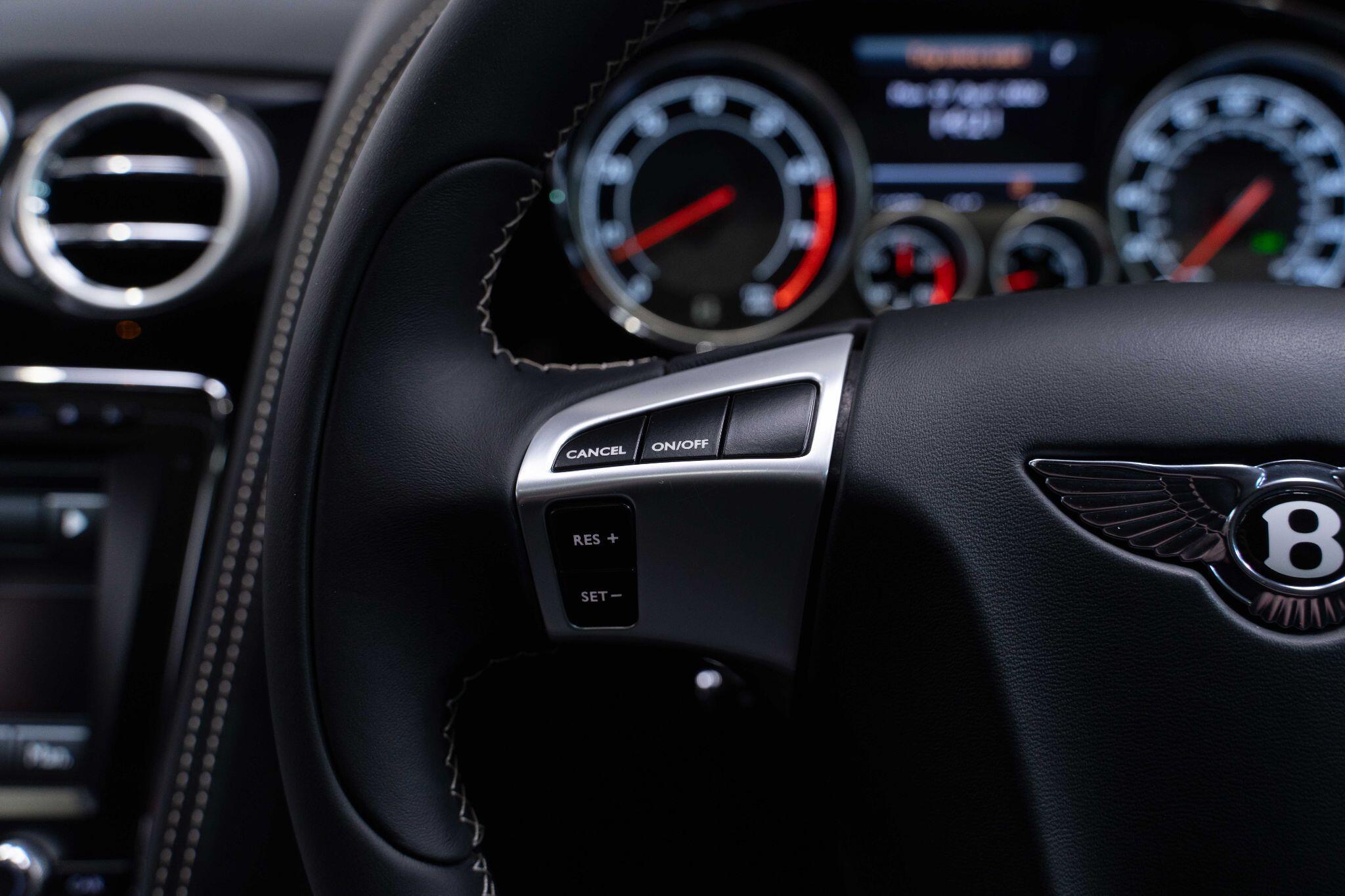 Bentley Flying Spur - Image 11