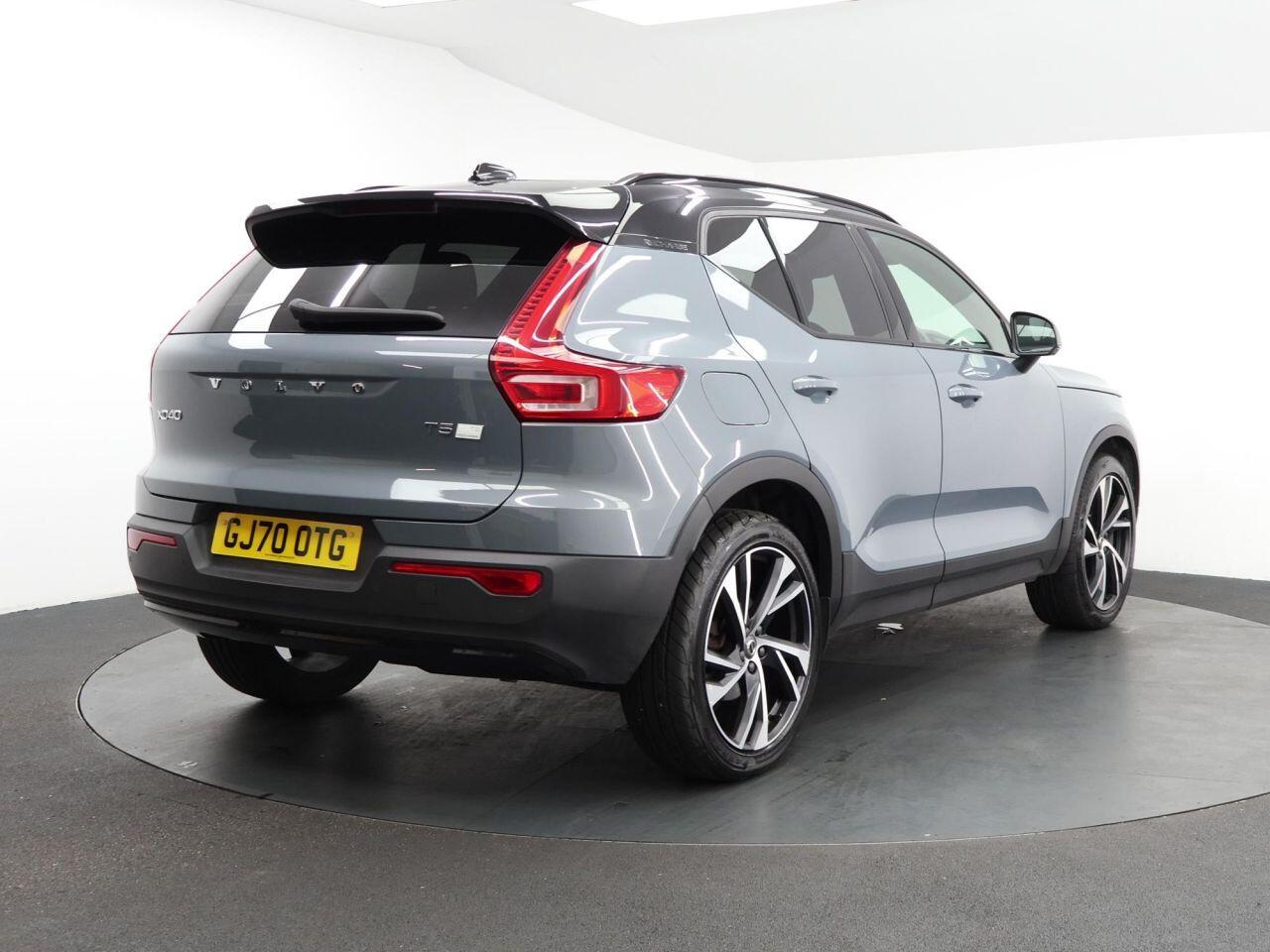 Volvo XC40 - Image 11
