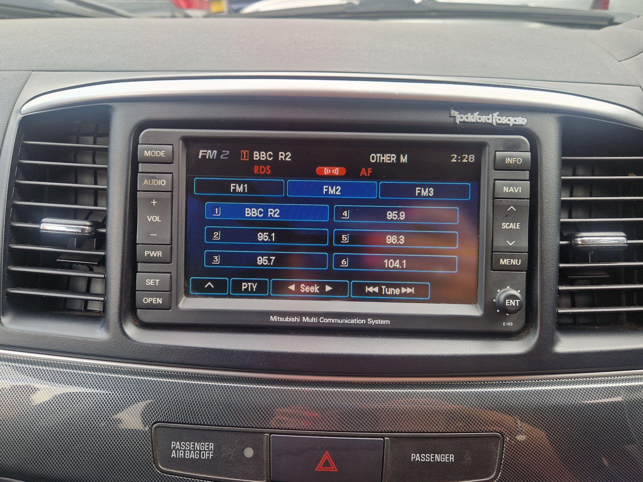 Mitsubishi Lancer - Image 37