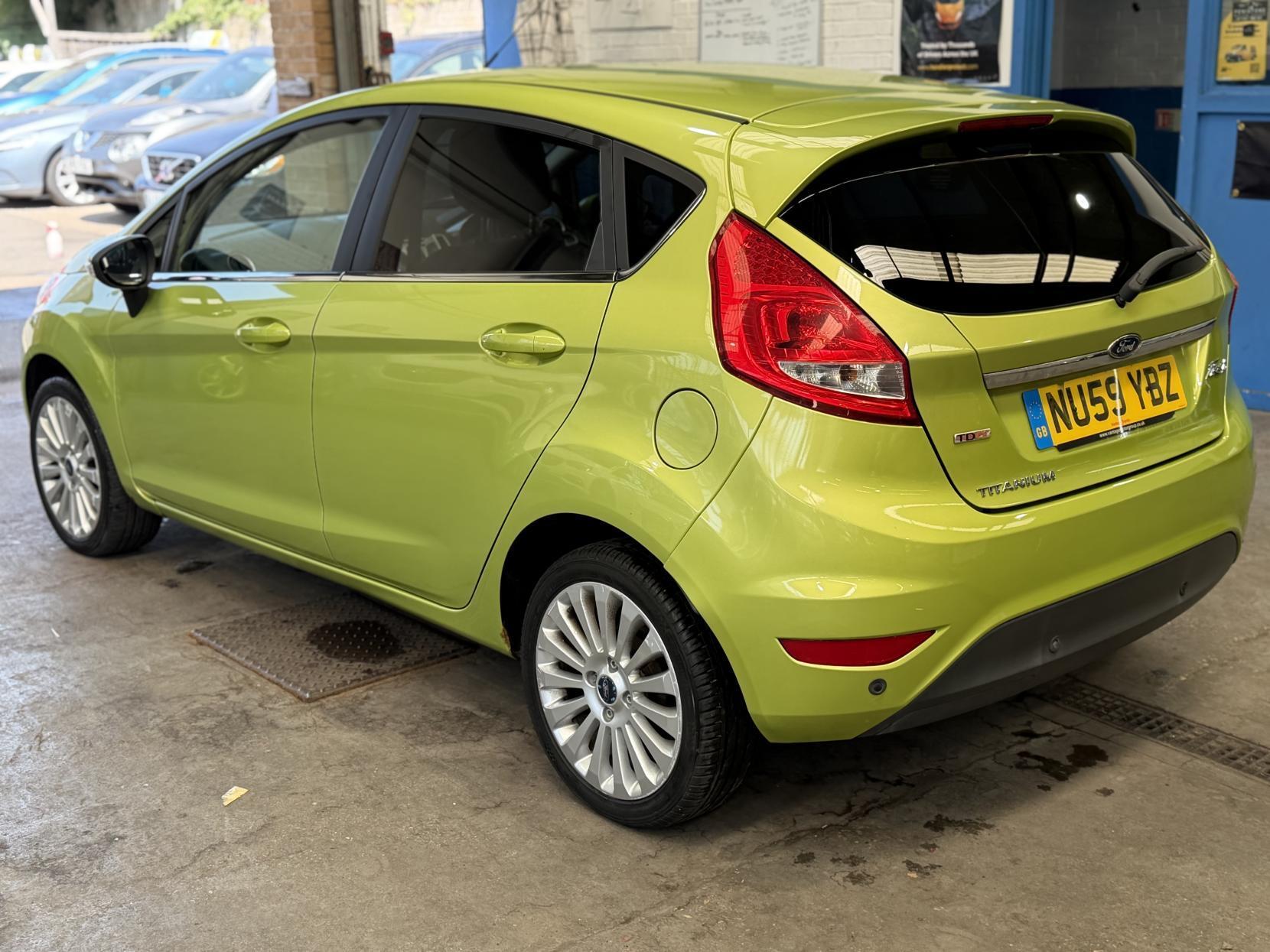 Ford Fiesta - Image 5