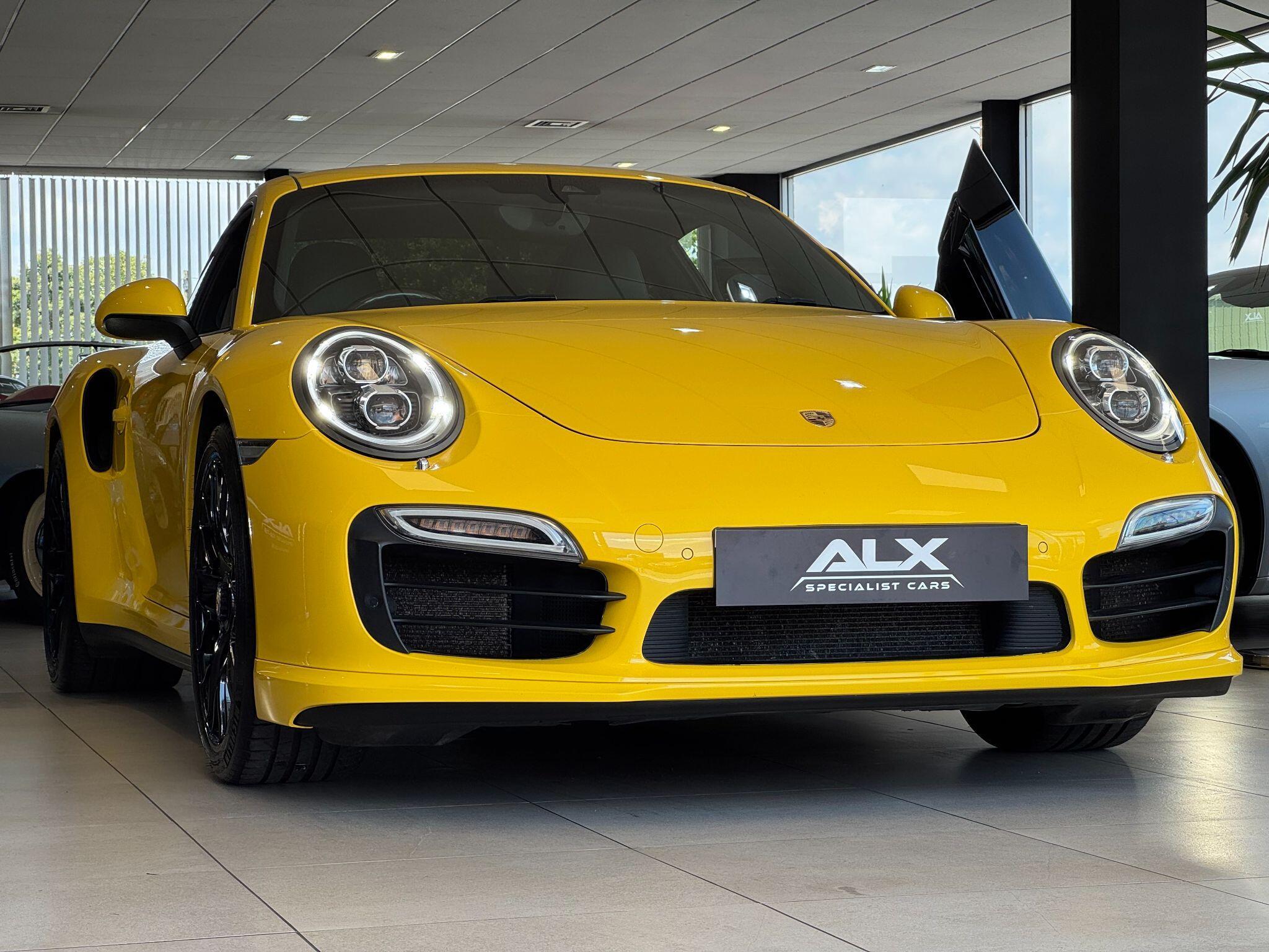 Porsche 911 - Image 11