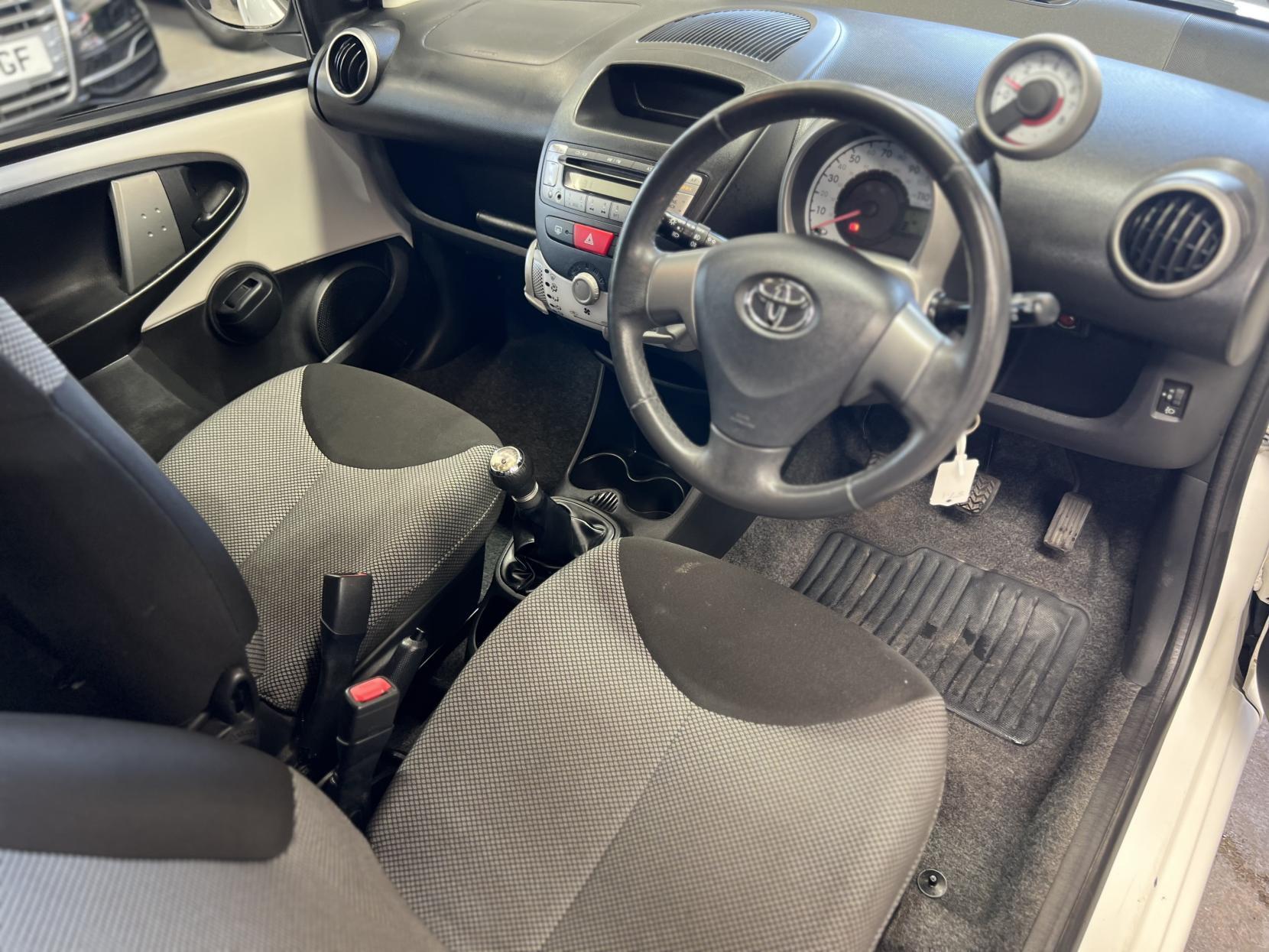Toyota Aygo - Image 20