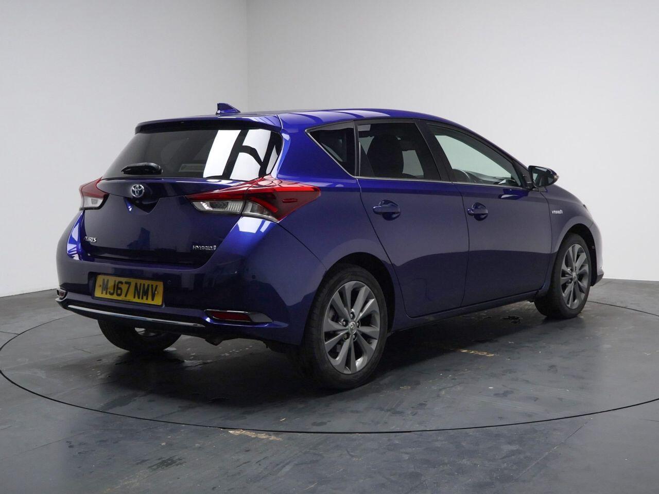 Toyota Auris - Image 10