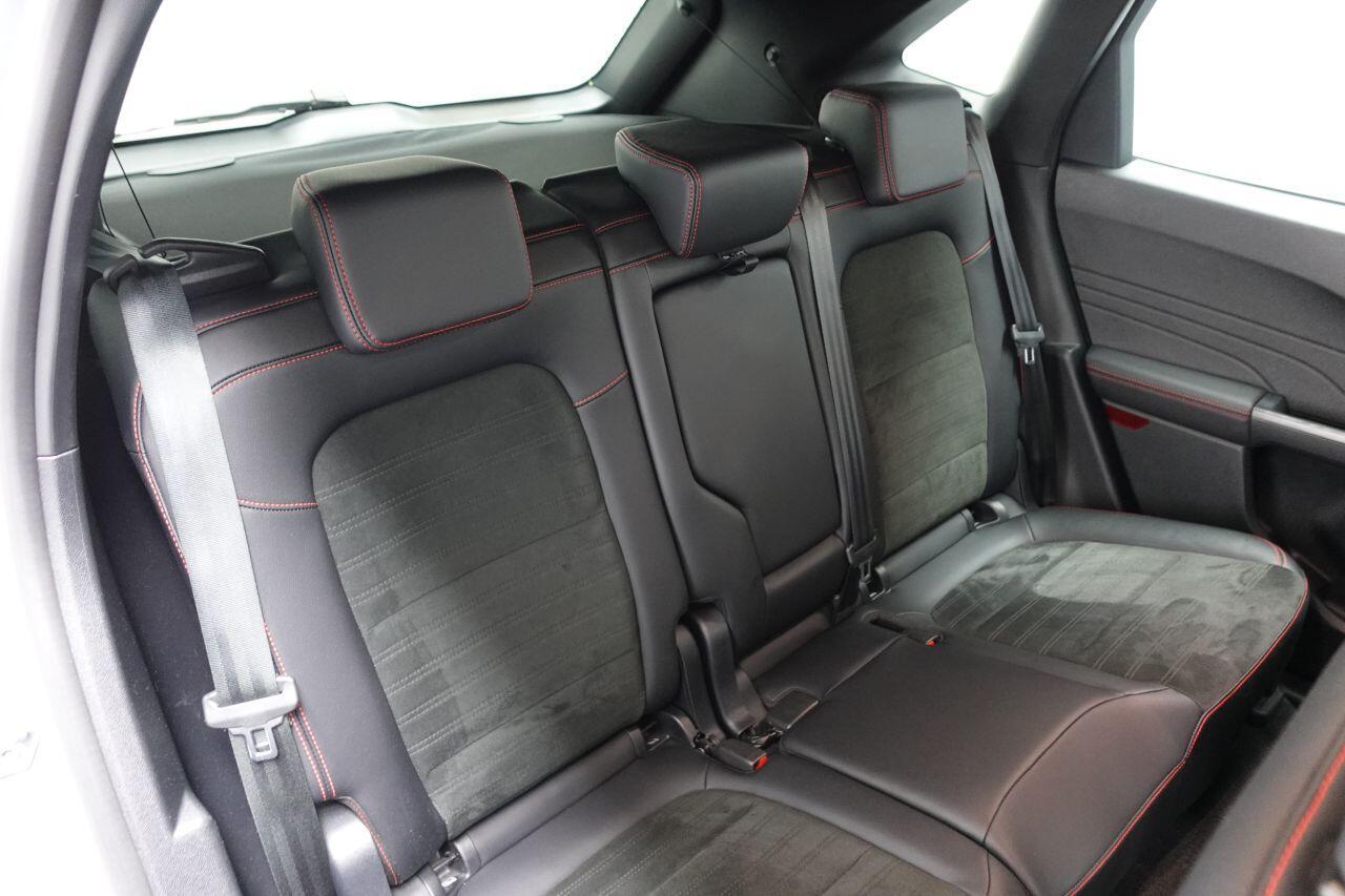 Ford Kuga - Image 20