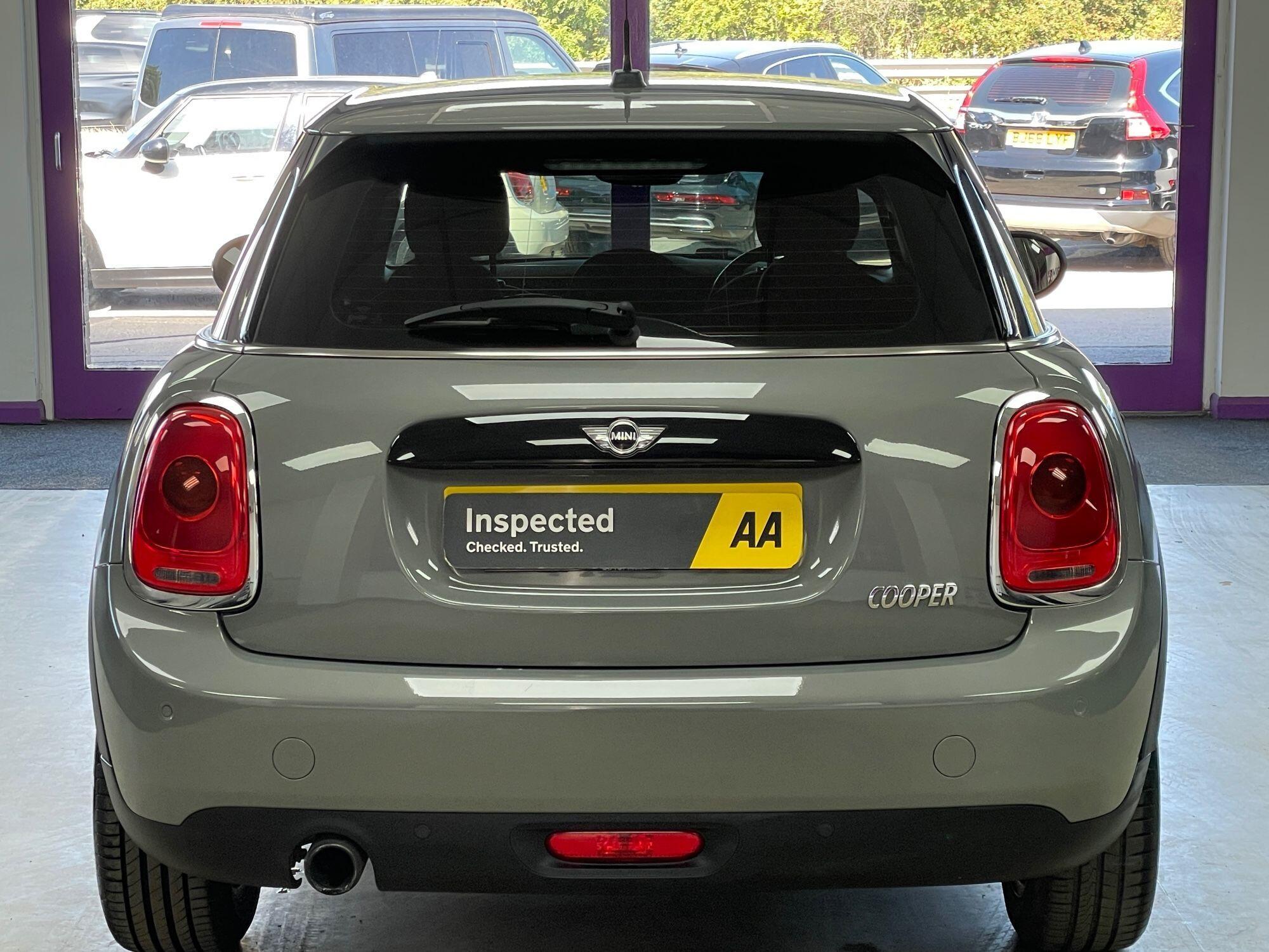 MINI Hatch - Image 10