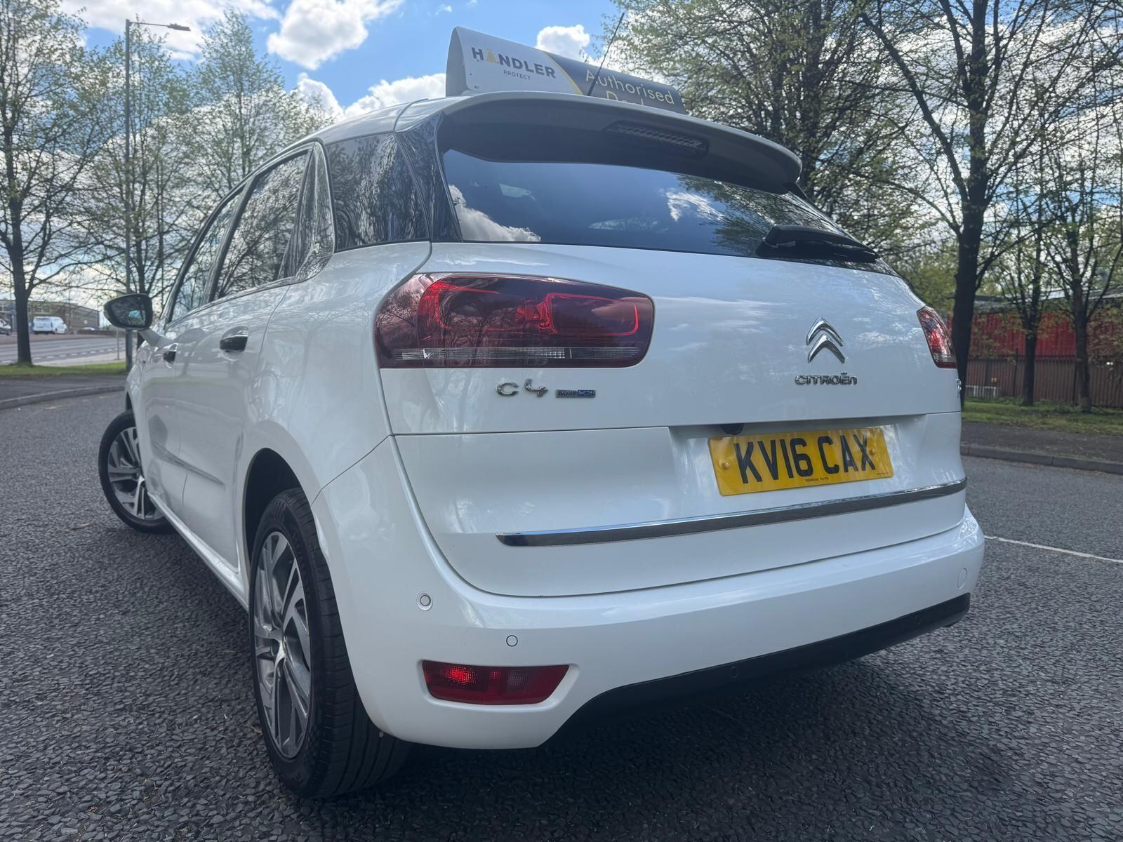 Citroen C4 Picasso - Image 8