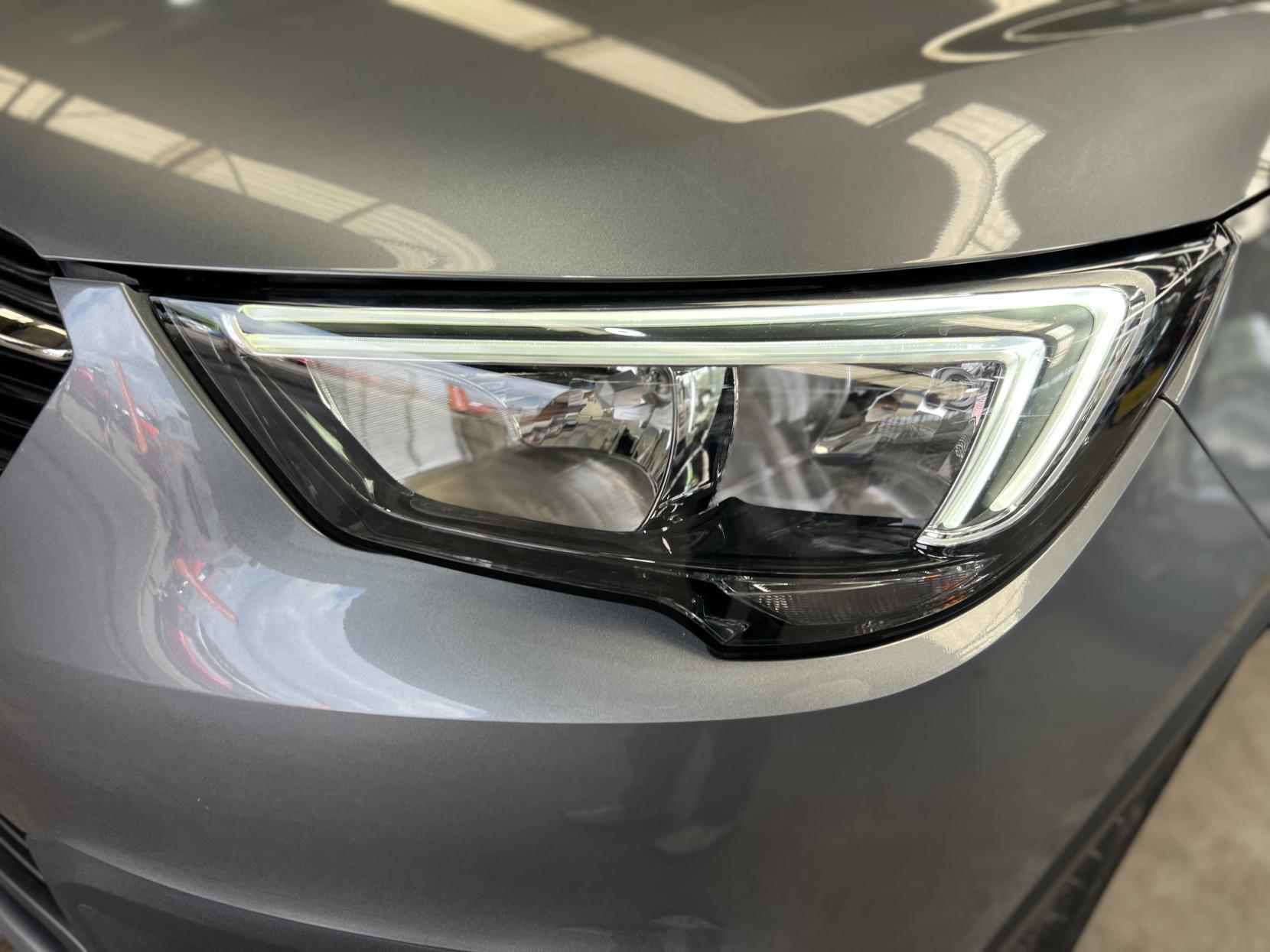 Vauxhall Crossland X - Image 10