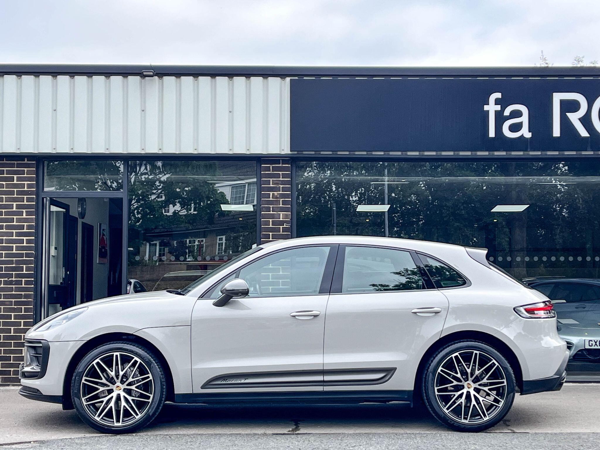 Porsche Macan - Image 3