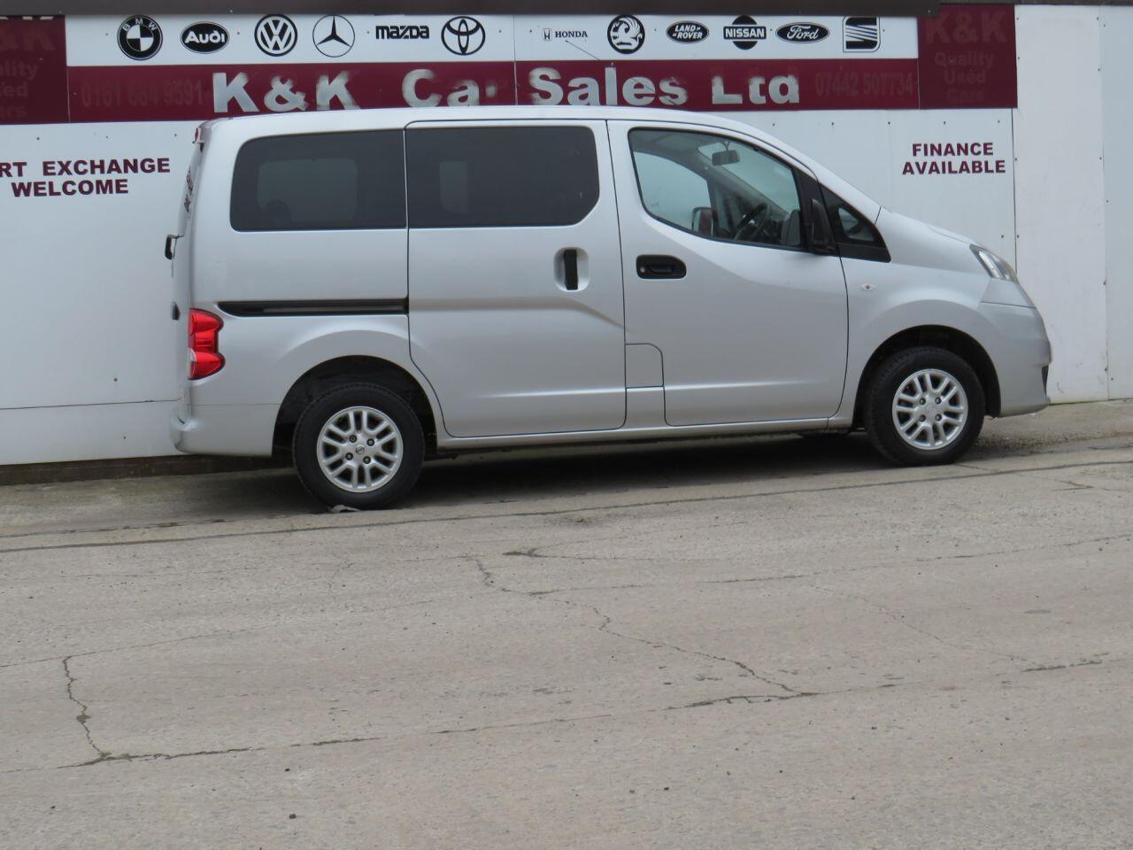 Nissan NV200 - Image 30