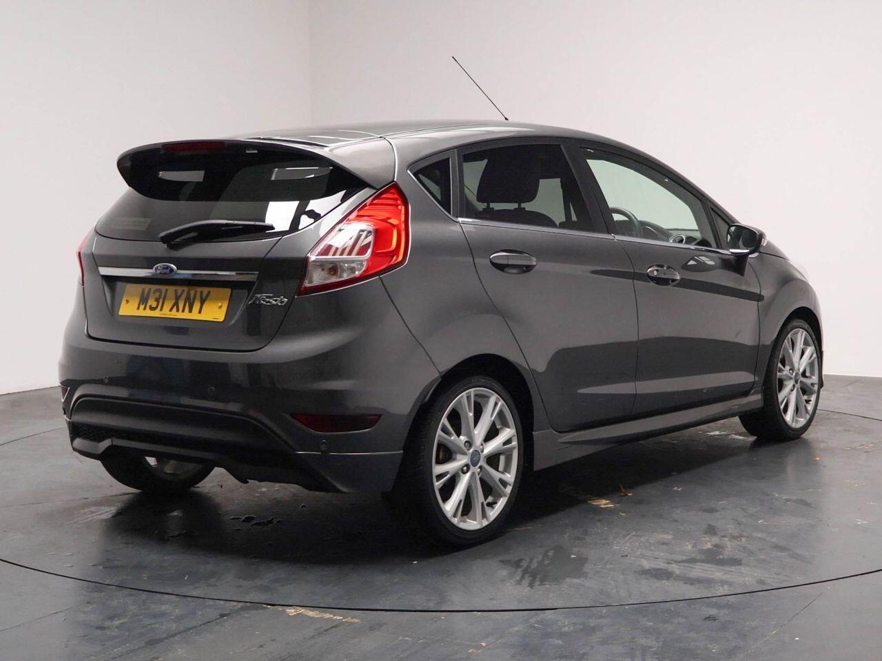 Ford Fiesta - Image 14