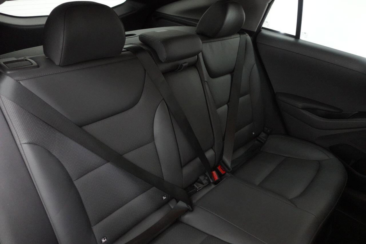 Hyundai Ioniq - Image 18