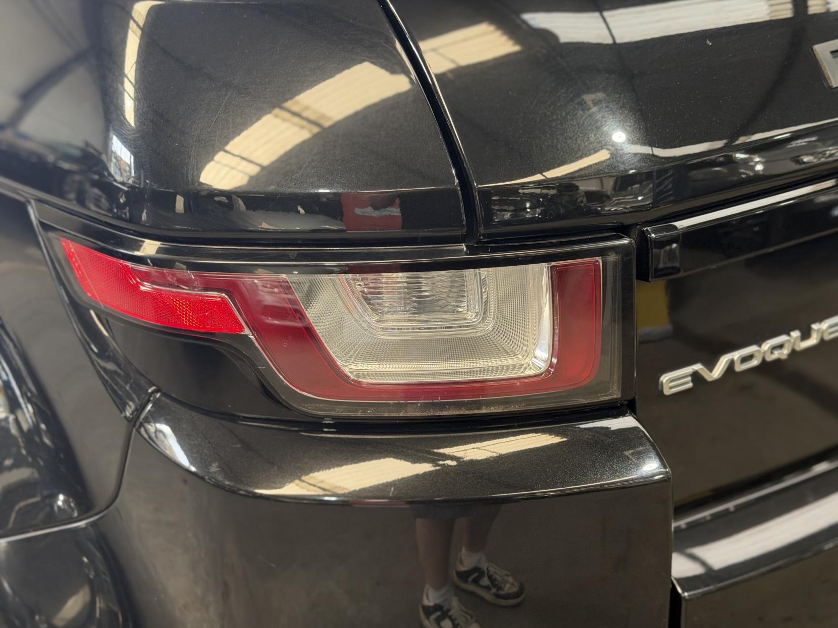 Land Rover Range Rover Evoque - Image 11