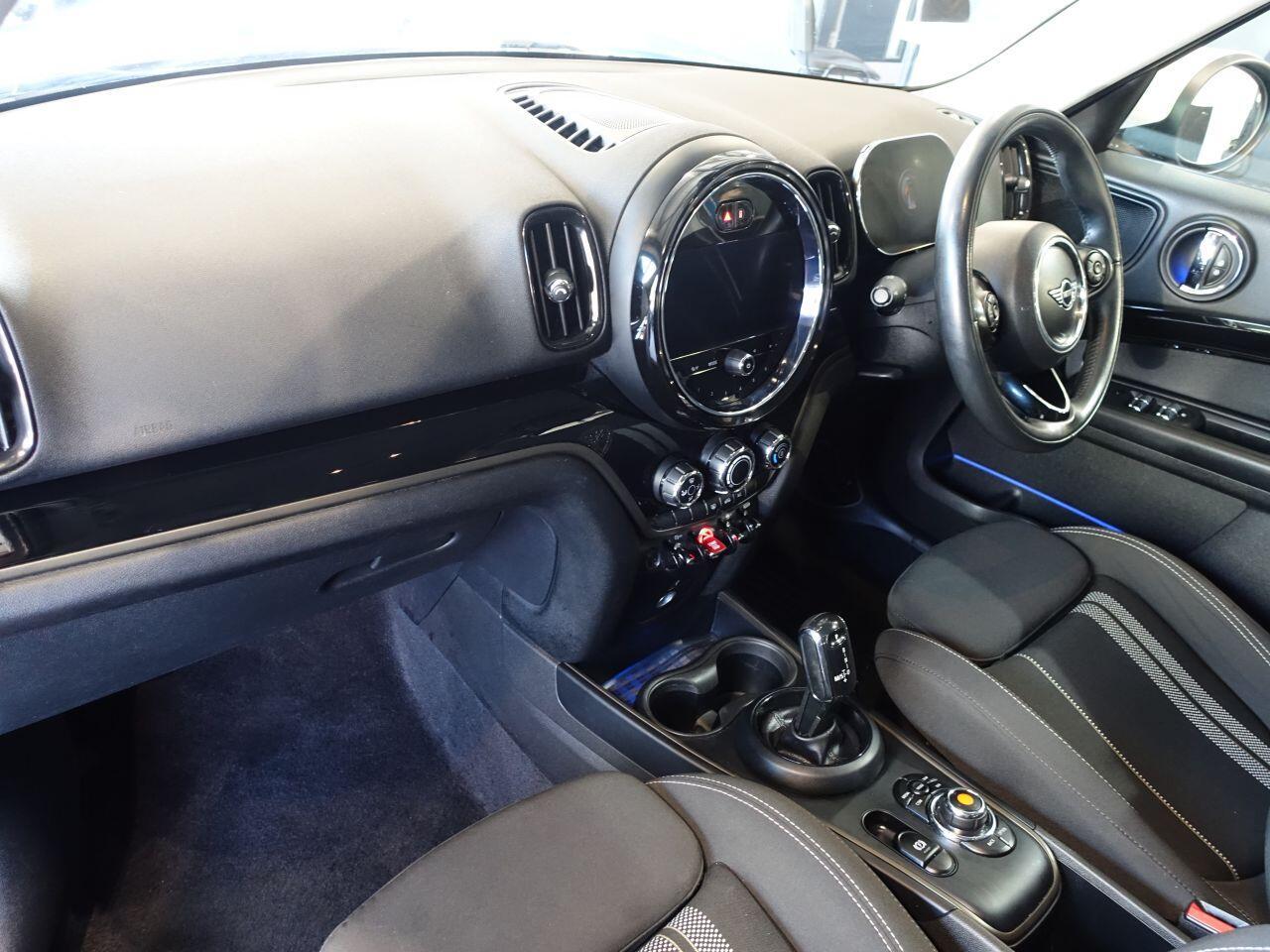 MINI Countryman - Image 7