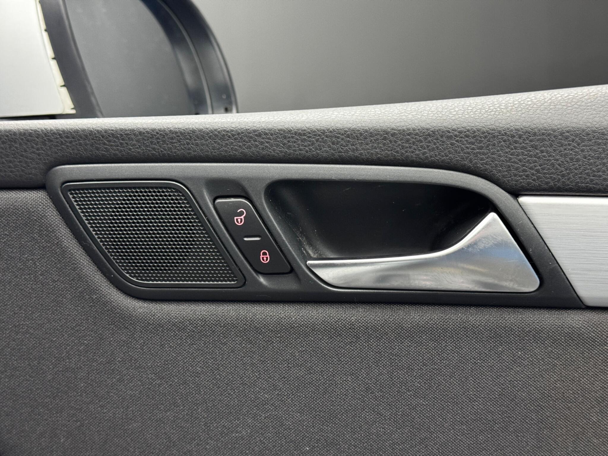 Volkswagen Sharan - Image 38