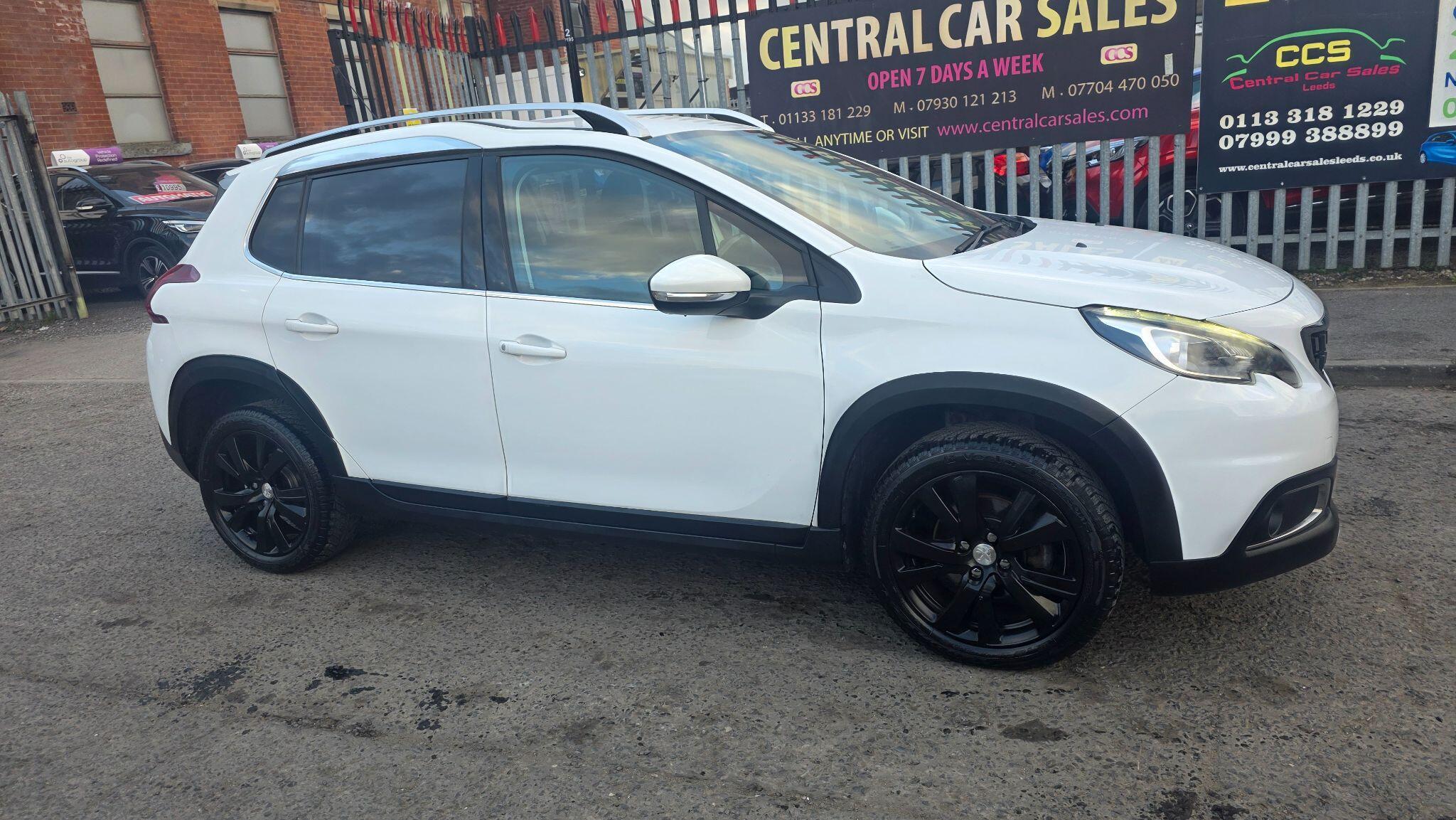 Peugeot 2008 - Image 8