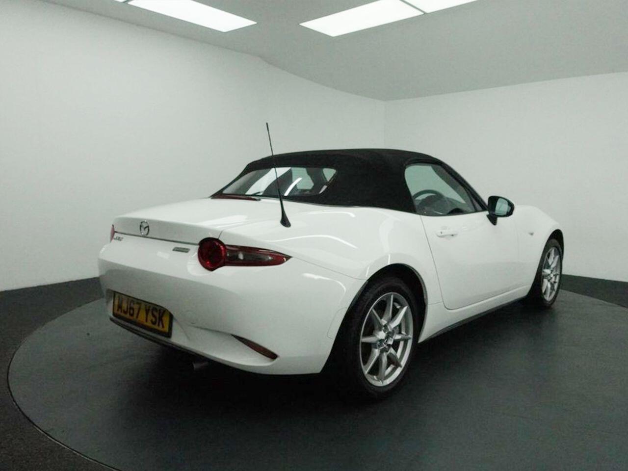 Mazda MX-5 - Image 11