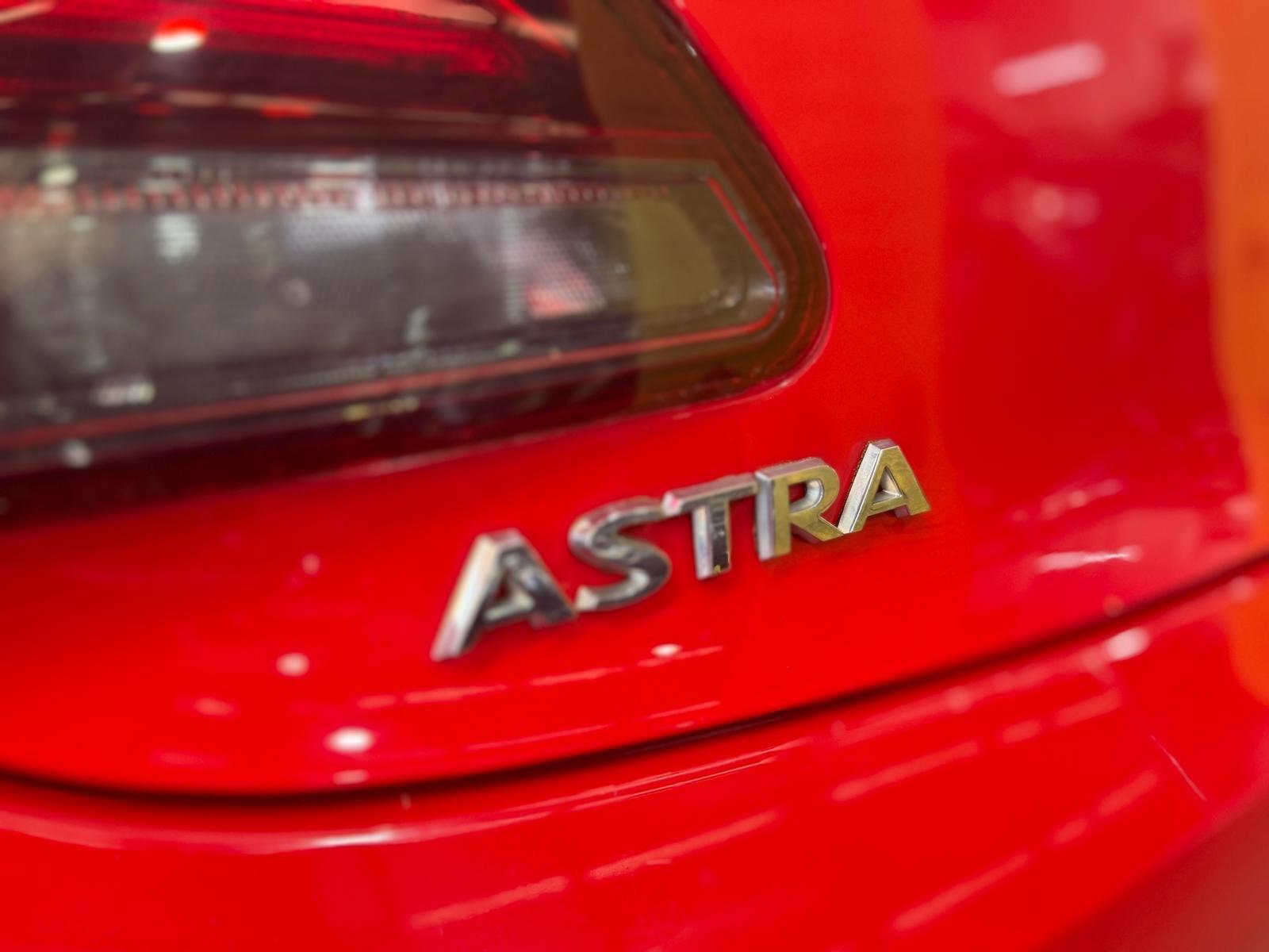 Vauxhall Astra GTC - Image 19