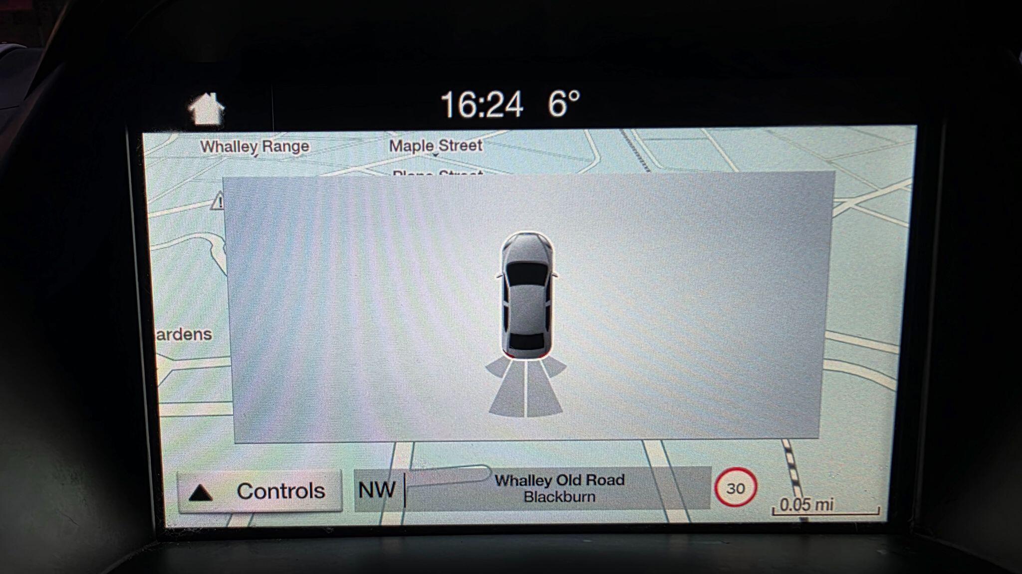 Ford Kuga - Image 34