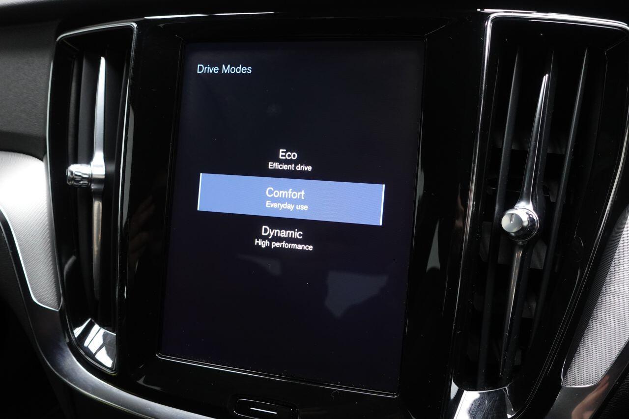 Volvo S60 - Image 36