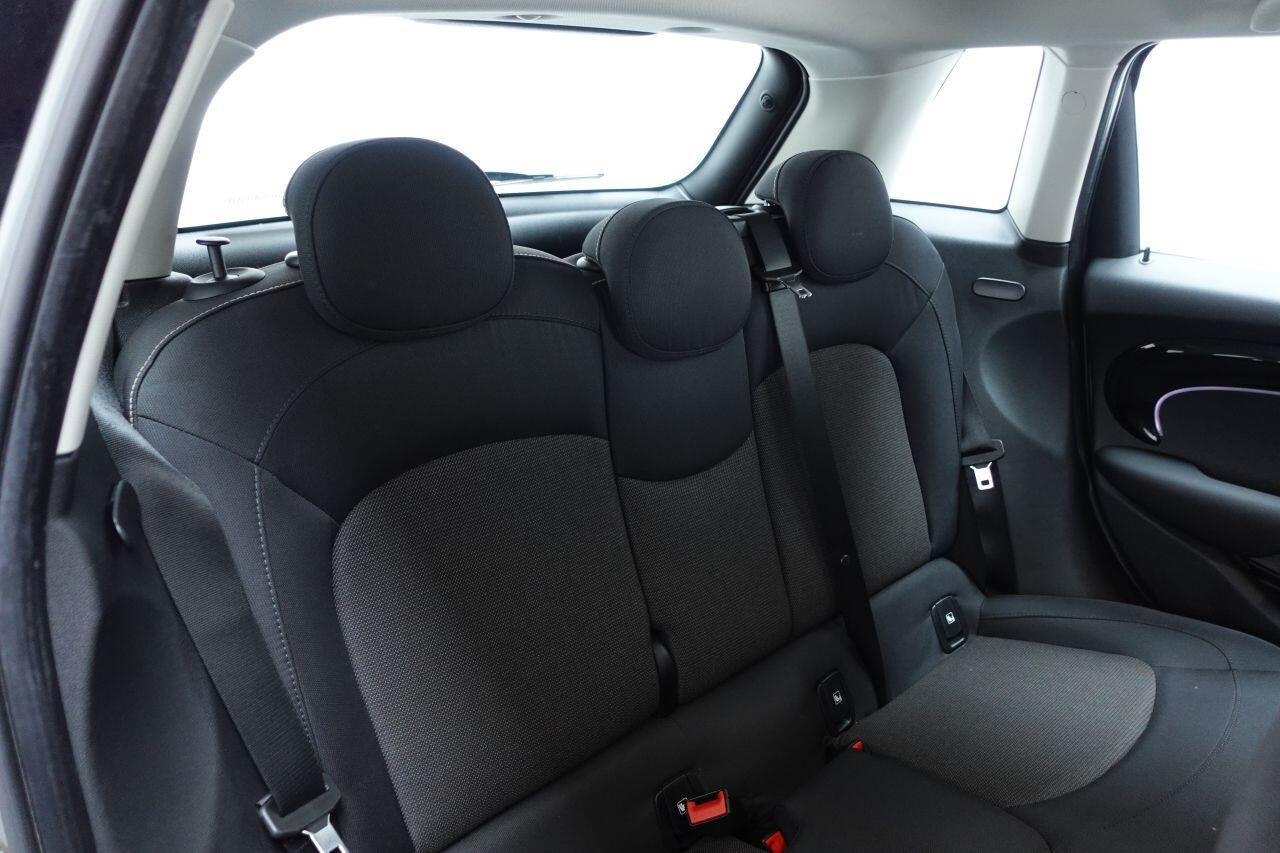 MINI Hatch - Image 17