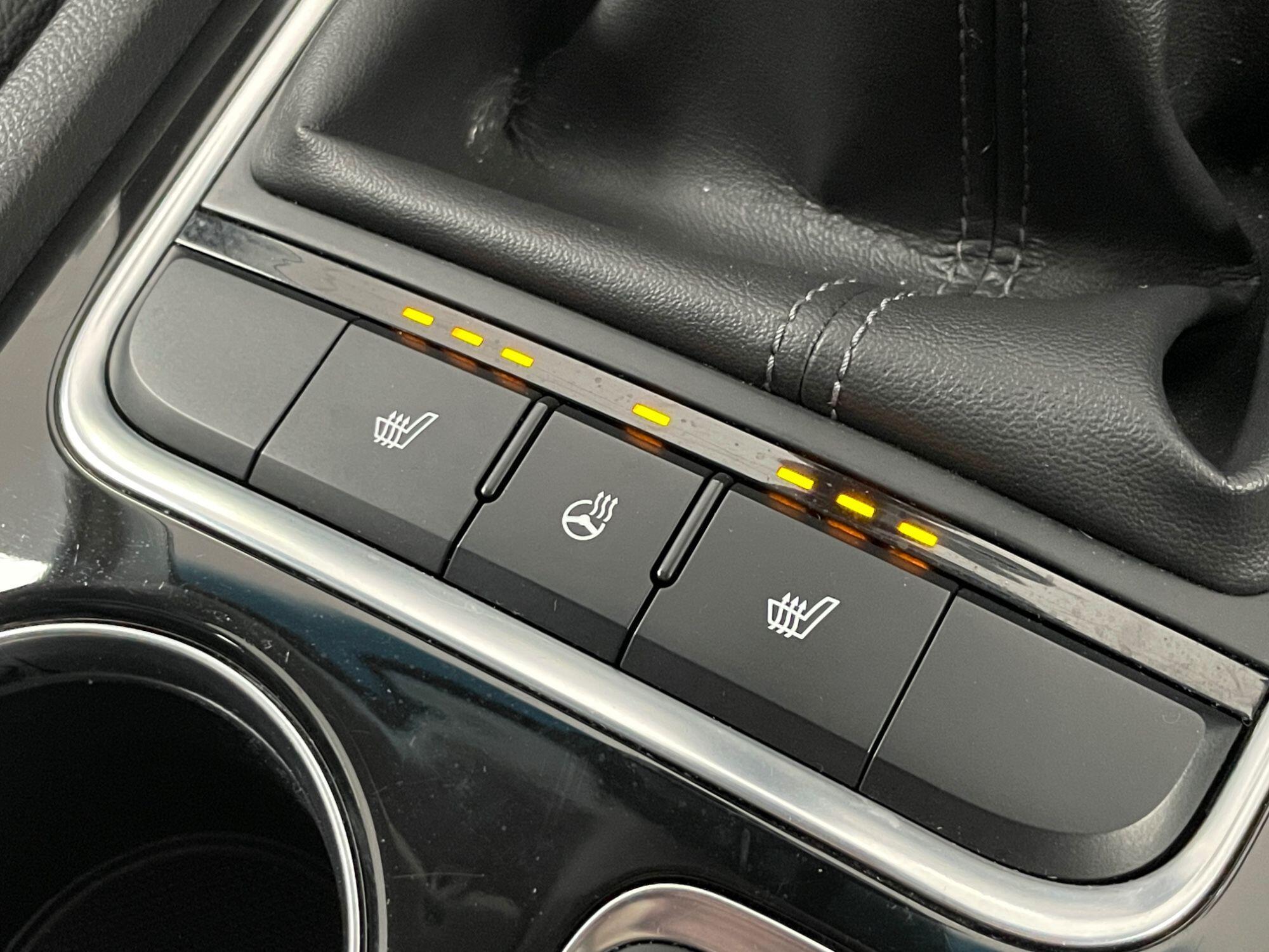 Kia Optima - Image 42