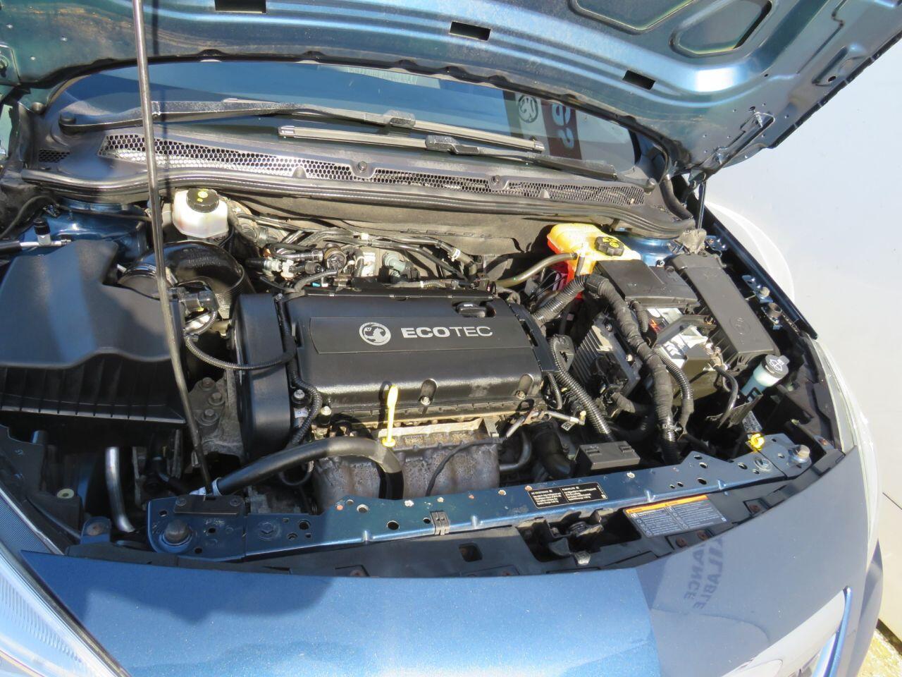 Vauxhall Astra - Image 13