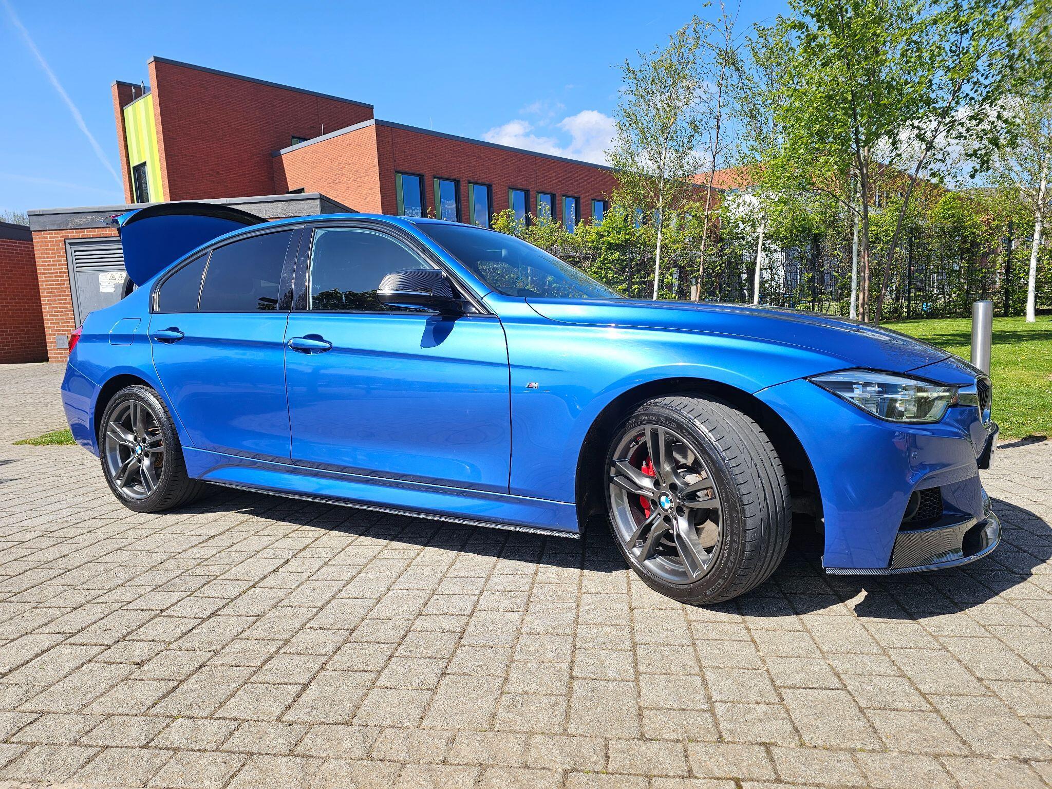 BMW 3 Series - Image 4