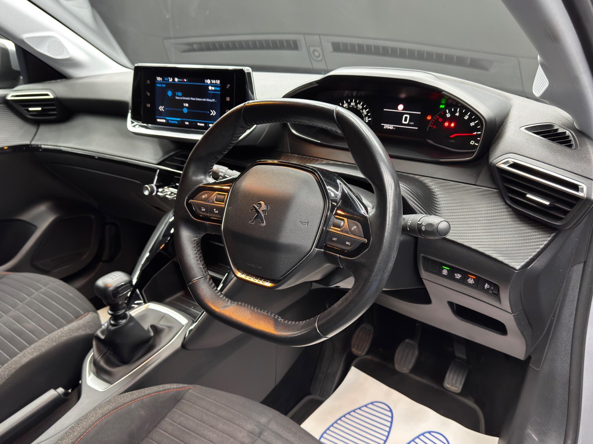 Peugeot 208 - Image 9