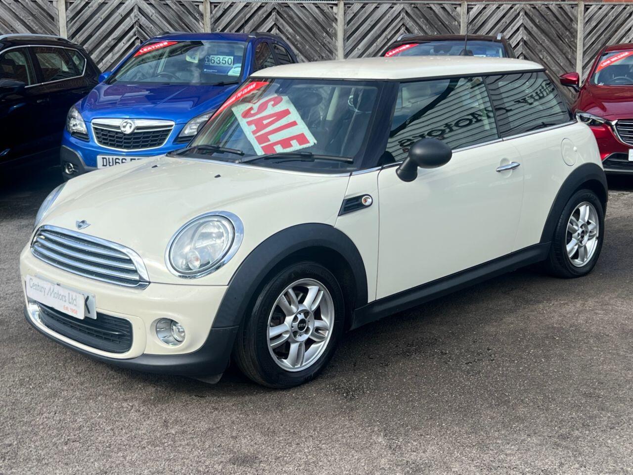 MINI Hatch - Image 2