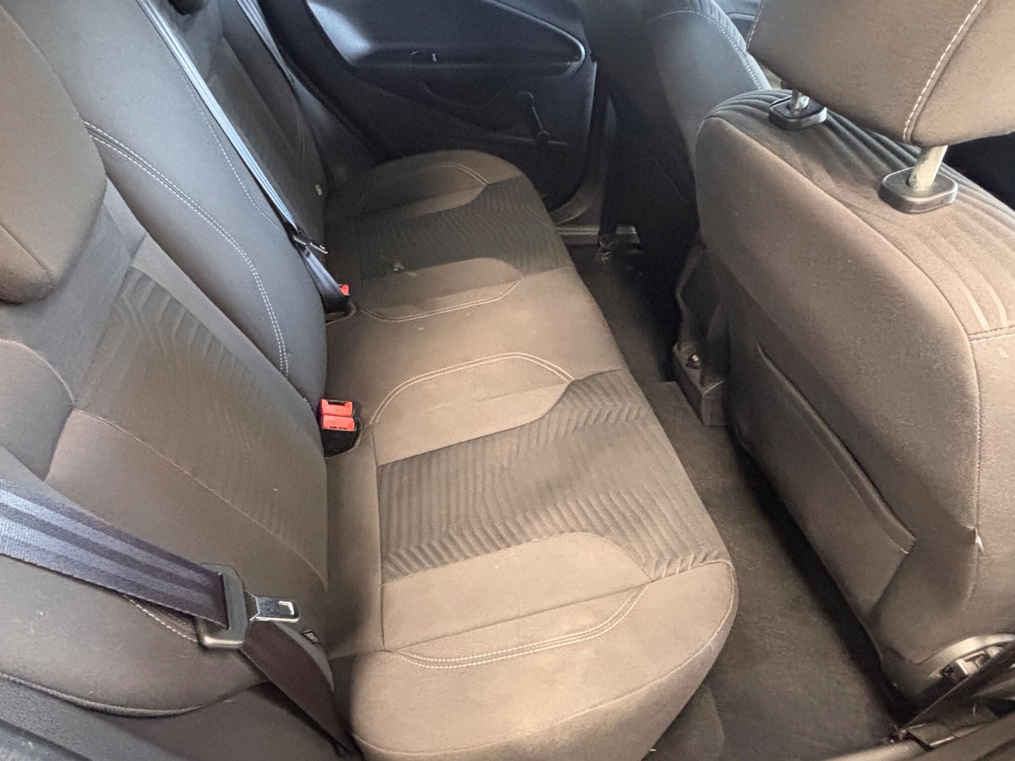 Ford Fiesta - Image 21