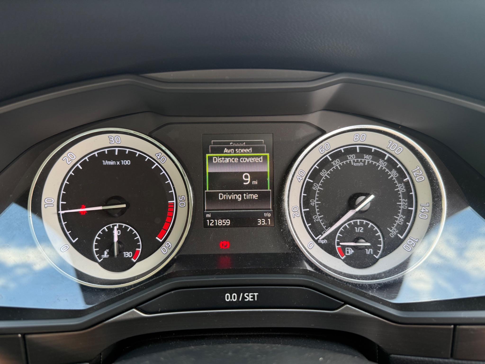 Skoda Superb - Image 26