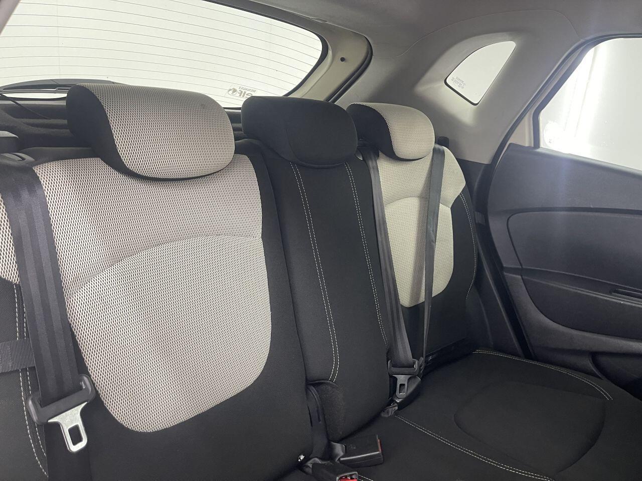 Renault Captur - Image 15