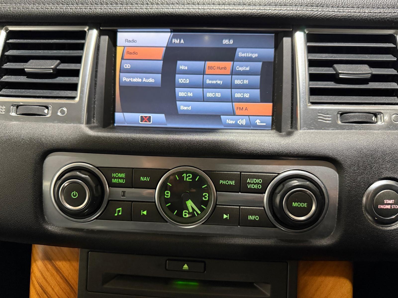 Land Rover RANGE ROVER SPORT - Image 31