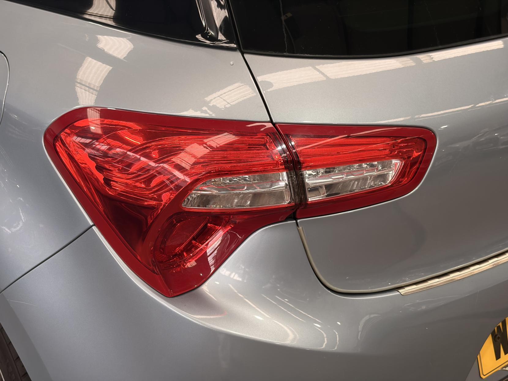 Citroen DS5 - Image 11