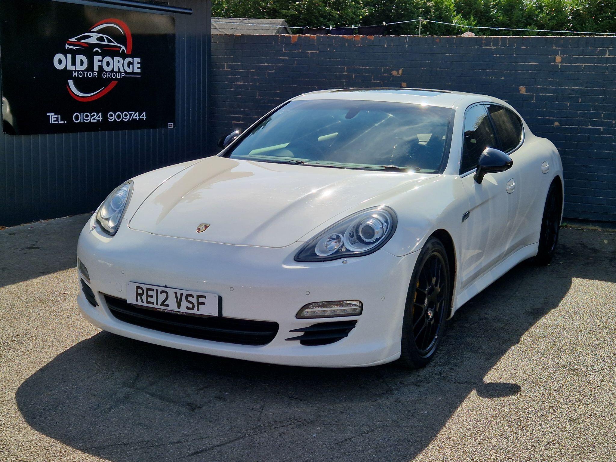 Porsche Panamera - Image 5