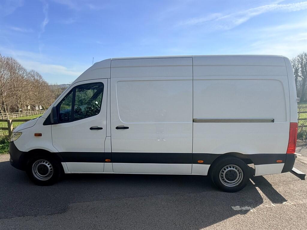 Mercedes Sprinter - Image 11