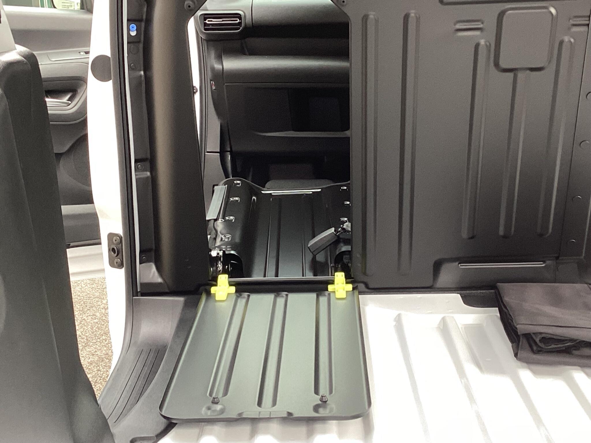 Fiat Doblo - Image 11