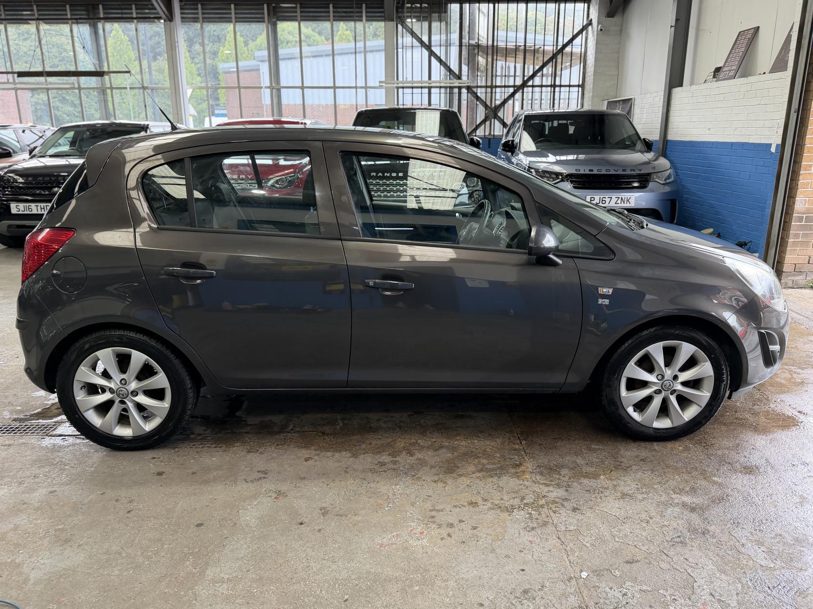 Vauxhall Corsa - Image 8