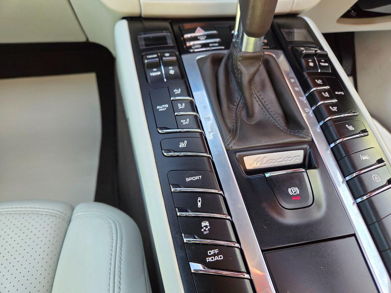 Porsche Macan - Image 29