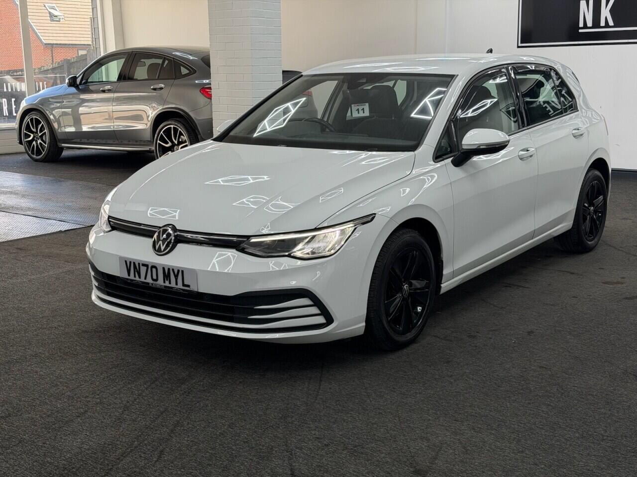 Volkswagen Golf - Image 8