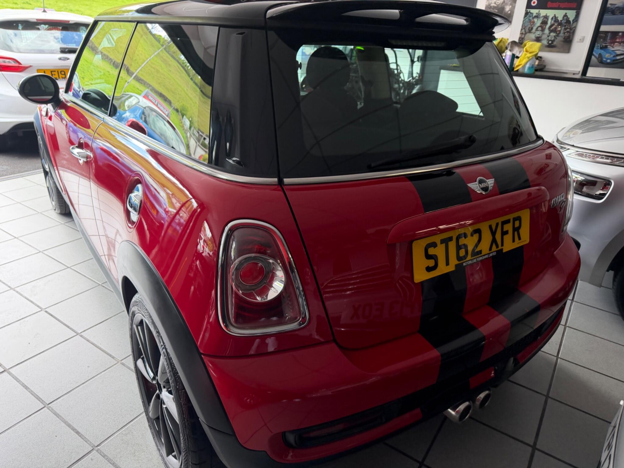 MINI Hatch - Image 8