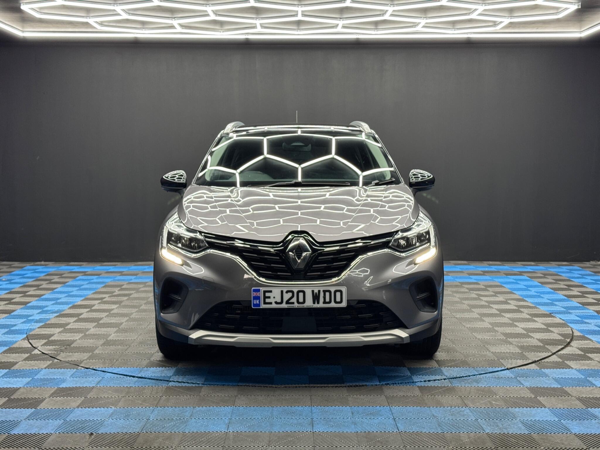 Renault Captur - Image 2