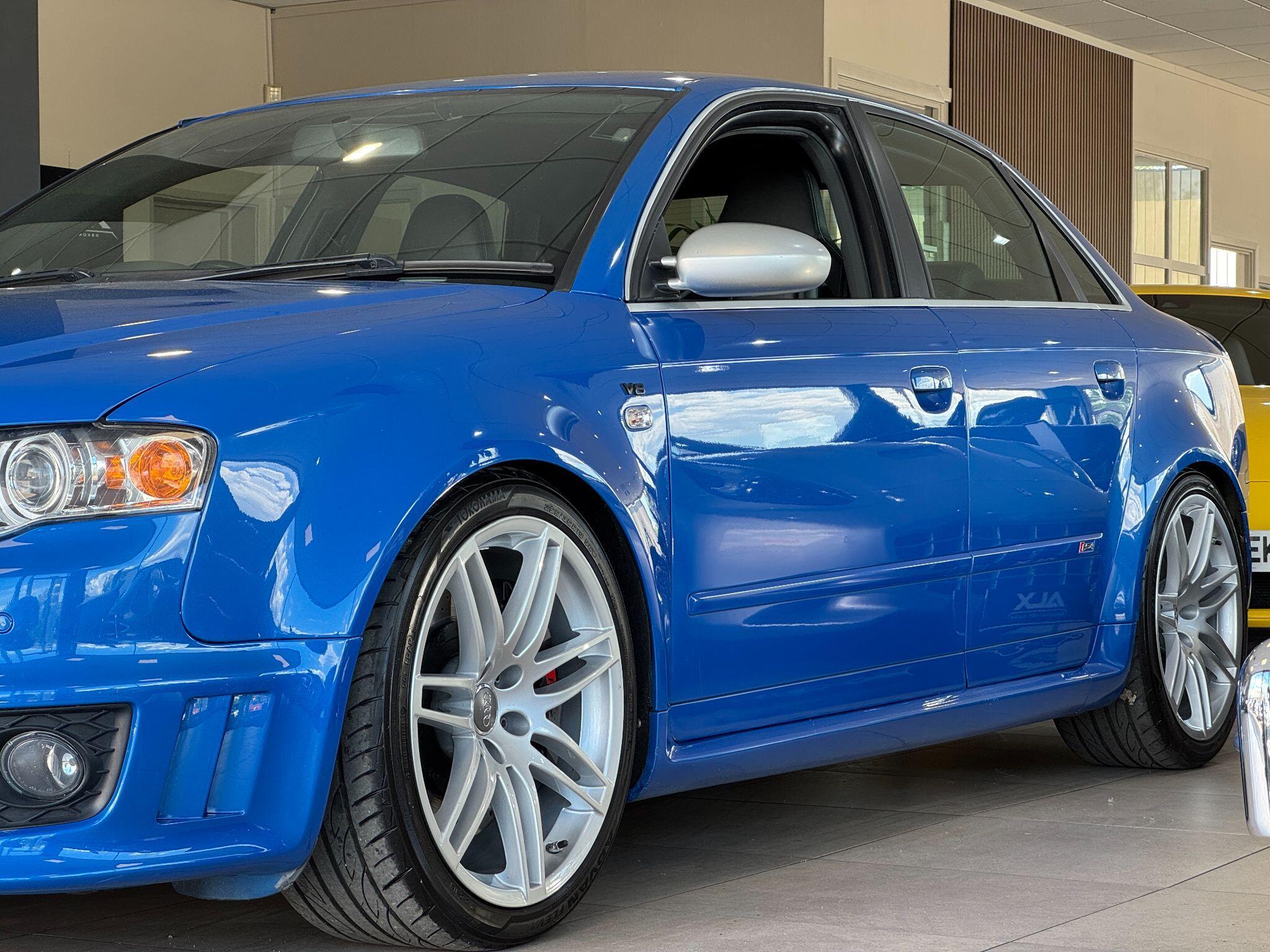 Audi RS4 - Image 12