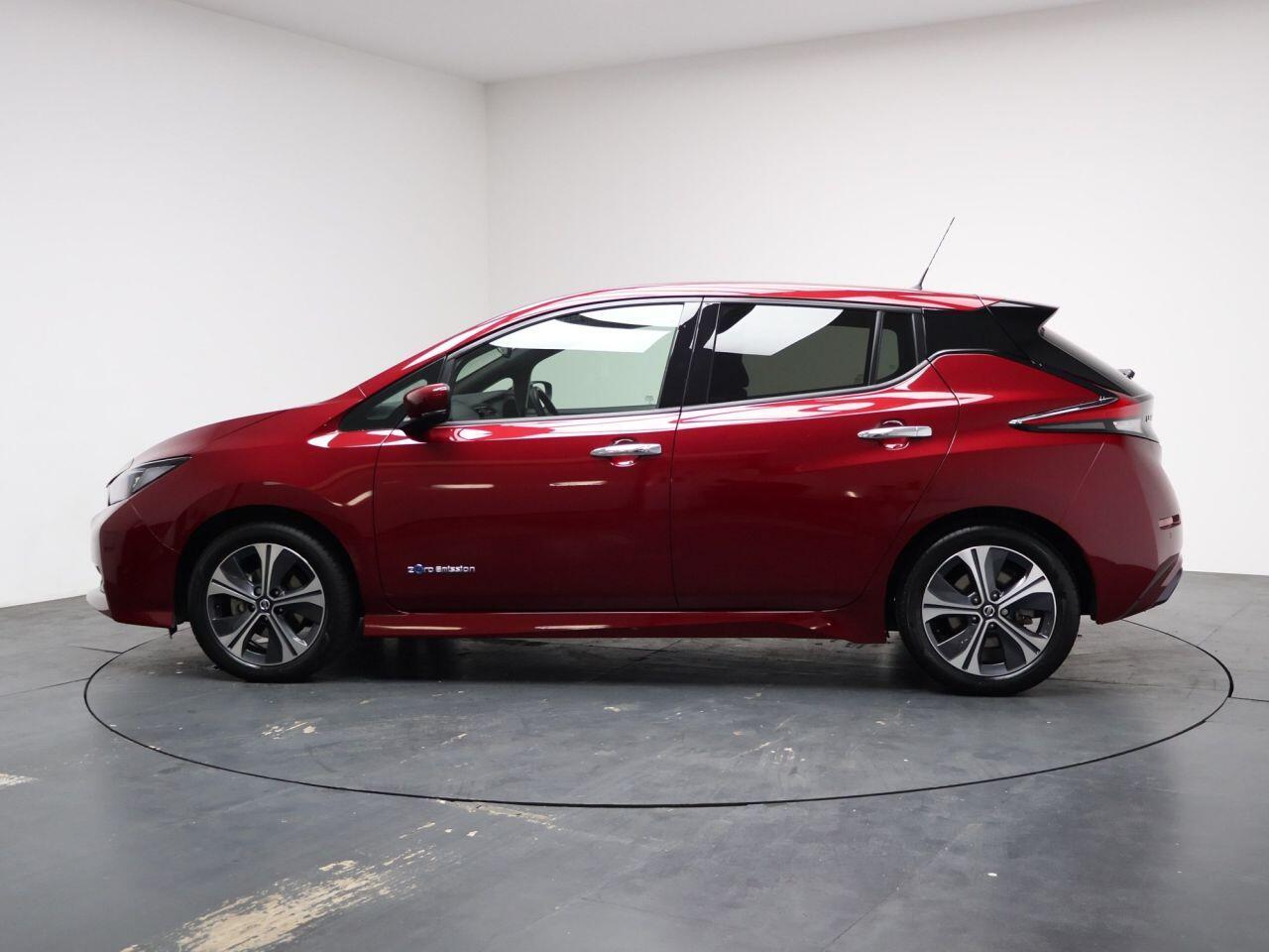 Nissan Leaf - Image 8