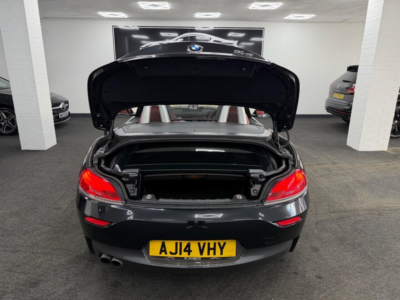 BMW Z4 - Image 18
