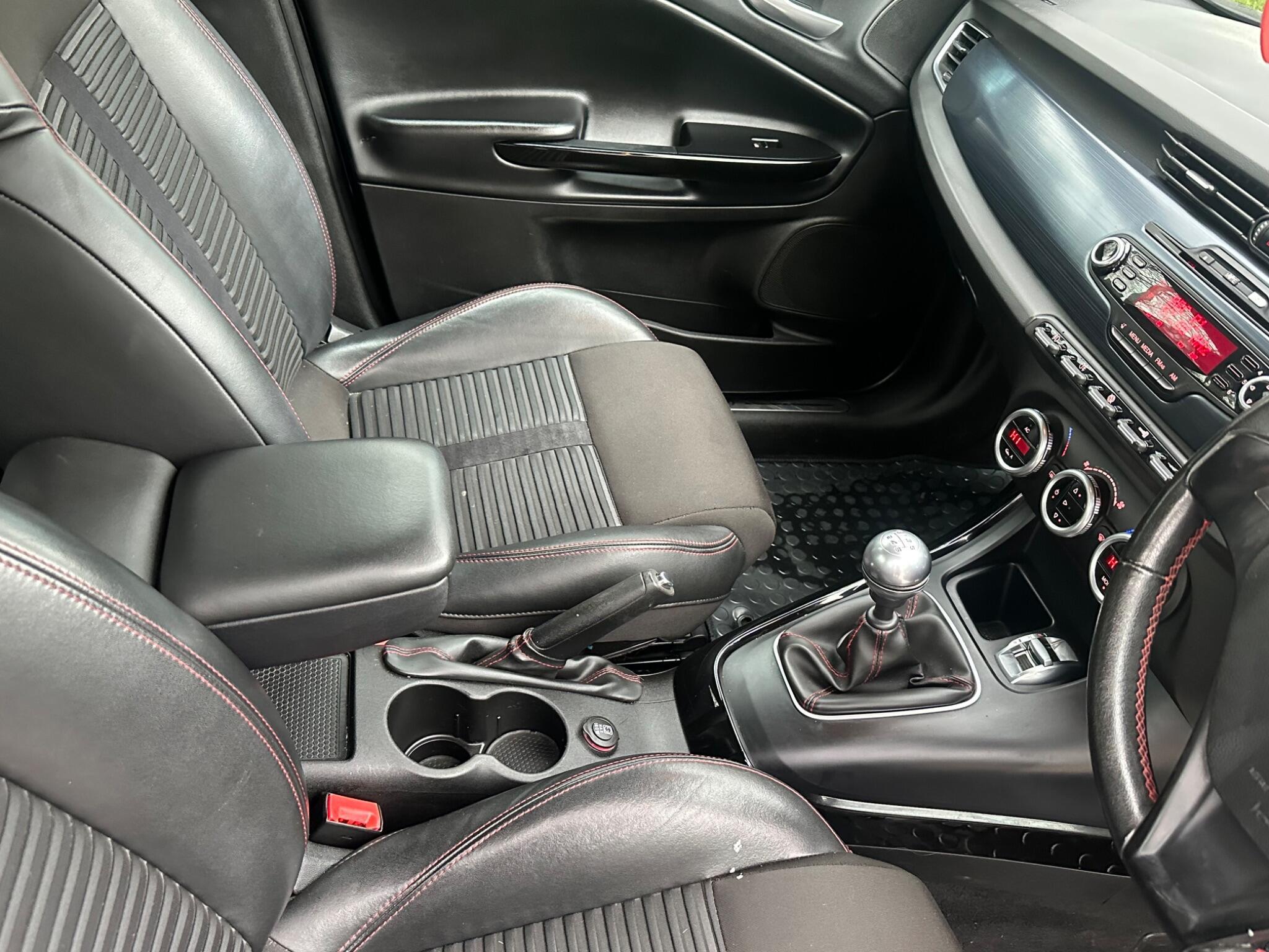 Alfa Romeo Giulietta - Image 29